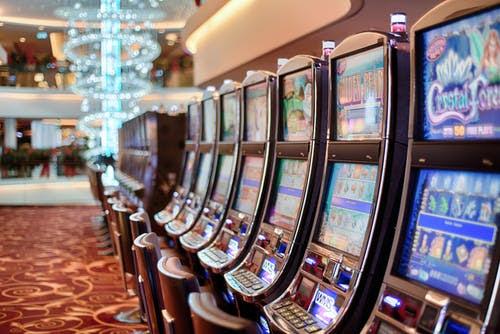 Khám phá các mẫu máy tính bấm tay Casio chất lượng cao phù hợp cho học sinh và dân văn phòng