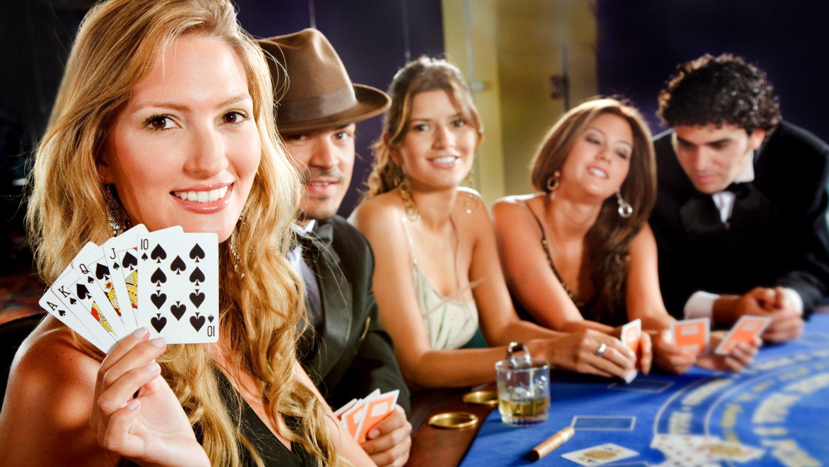 Khám phá cách play casino games online an toàn và hiệu quả nhất 2024